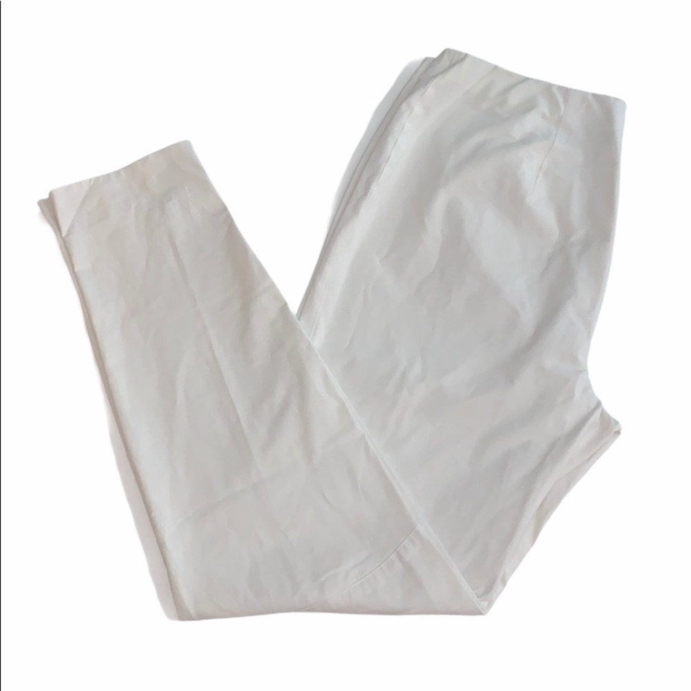 Basler elastic/stretch pleated pants in size 32